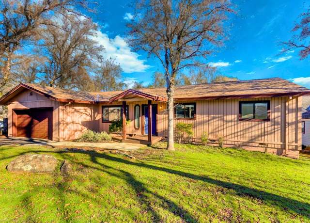 Property at 18082 Hummingbird Dr, Penn Valley, CA 95946, 3 beds, 2 baths