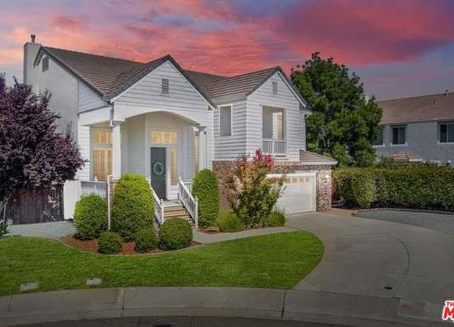 Property at 702 Misty Moor Ct, Lincoln, CA 95648, 4 beds, 4 baths