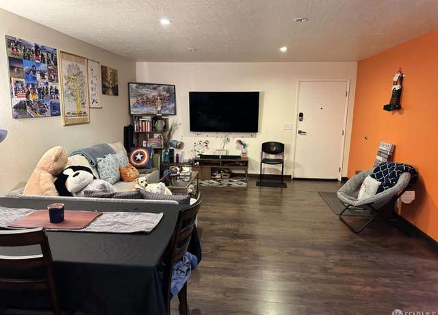 Property at 1458 Hudson St #116, Redwood City, CA 94061, 2 beds, 1 bath