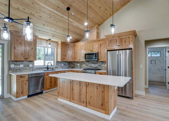 Property at 3252 Venado Dr, Arnold, CA 95223, 3 beds, 3 baths
