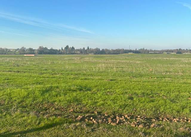 Property at 19443 E Stampede Rd, Clements, CA 95227