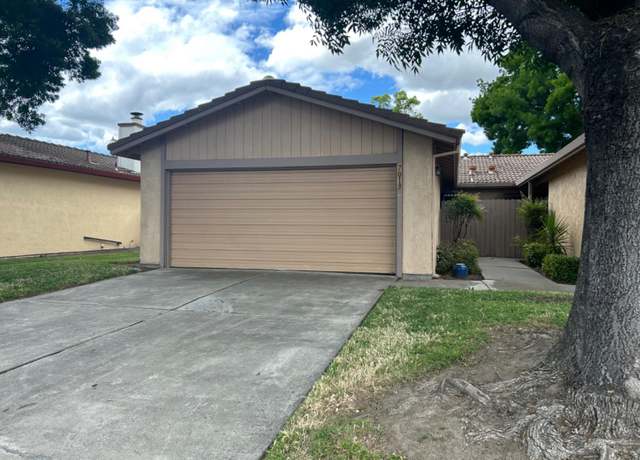 Property at 7019 Village Green Dr #103, Stockton, CA 95210, 2 beds, 2 baths