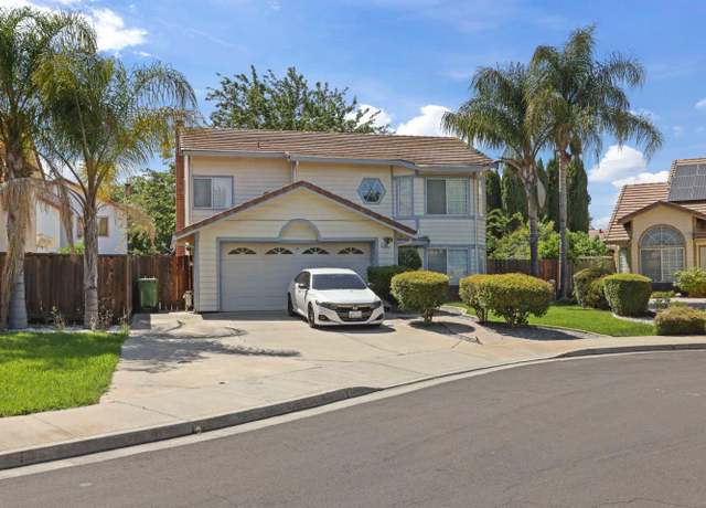 Property at 881 Lassen Ct, Tracy, CA 95376, 4 beds, 2.5 baths