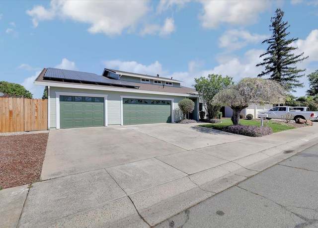 Property at 1571 Coats Dr, Yuba City, CA 95993, 6 beds, 3 baths