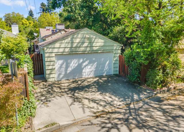 Property at 1000 - 1002 9th Ave, Sacramento, CA 95818, 3 beds, 2 baths