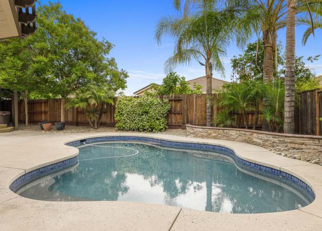 Property at 1734 Bandoni Ln, Manteca, CA 95337, 4 beds, 3.5 baths