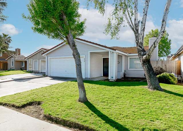 Property at 808 Grapeleaf Way, Modesto, CA 95356, 2 beds, 2 baths
