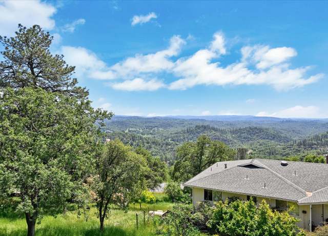 Property at 17477 Patricia Way, Grass Valley, CA 95949, 3 beds, 2.5 baths