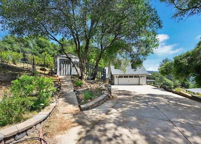 Property at 17477 Patricia Way, Grass Valley, CA 95949, 3 beds, 2.5 baths