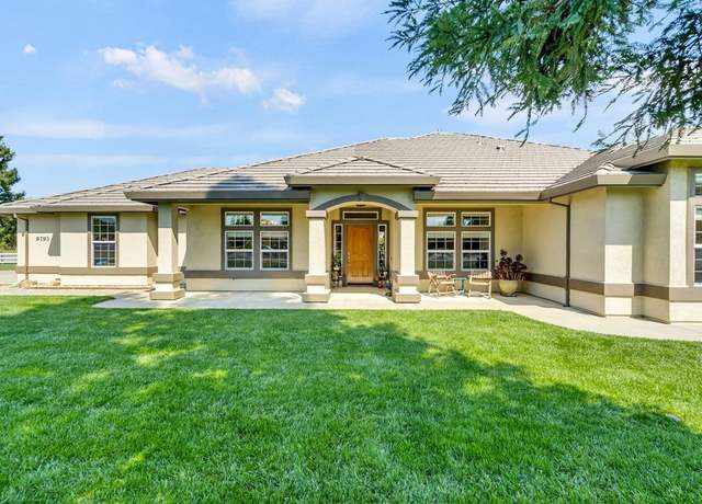 Property at 9793 Diablo Vista Ave, Galt, CA 95632, 4 beds, 2.5 baths