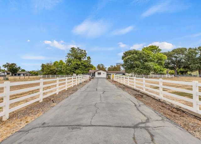 Property at 9535 Bradshaw Rd, Elk Grove, CA 95624, 4 beds, 3 baths