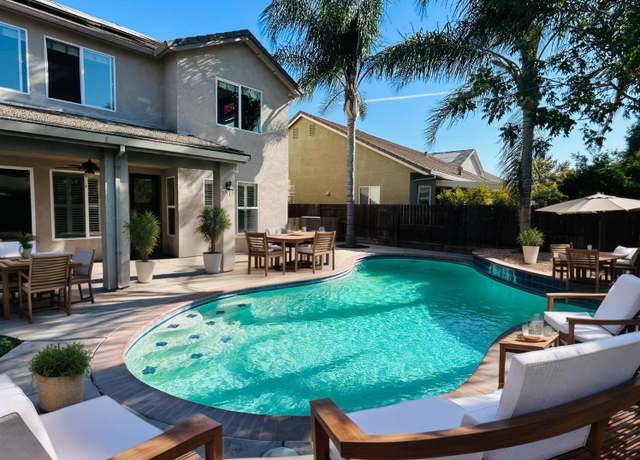 Property at 662 Willow Way, Los Banos, CA 93635, 5 beds, 3 baths
