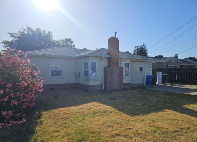 Property at 571 Michigan Ave, Manteca, CA 95337, 3 beds, 2 baths