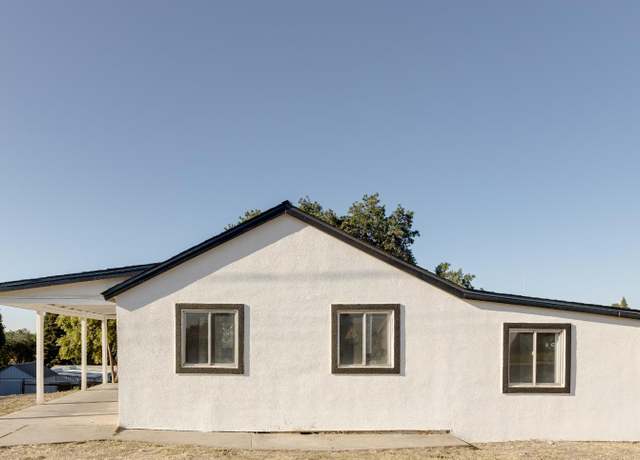 Property at 13400 Skyline Blvd, Waterford, CA 95386, 2 beds, 1 bath