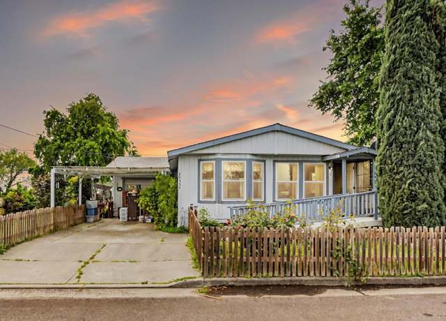 Property at 26775 Plainfield St, Esparto, CA 95627, 3 beds, 2 baths