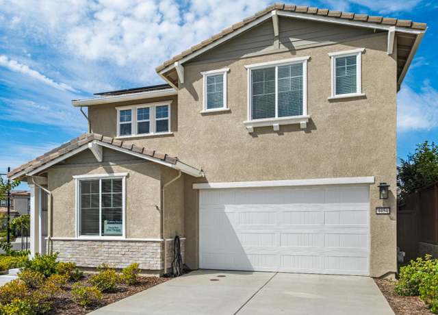 Property at 4454 Stone View Dr, Folsom, CA 95630, 3 beds, 3 baths