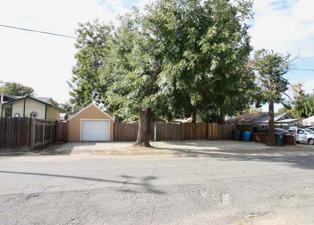 Property at 512 Hawthorne St, Yuba City, CA 95991, 2 beds, 1 bath