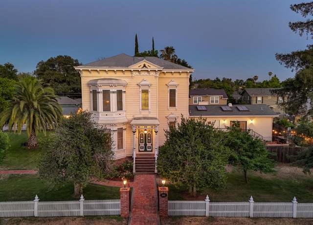 Property at 603 Figueroa St, Folsom, CA 95630, 5 beds, 3 baths