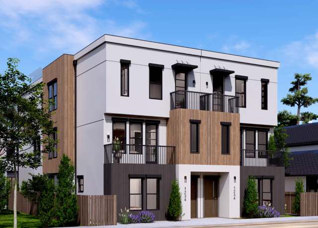 Property at 2824 D St, Sacramento, CA 95816, 9 beds, 6 baths