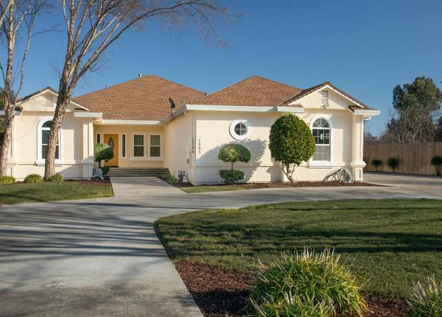 Property at 1983 Hooper Rd, Yuba City, CA 95993, 3 beds, 2.5 baths