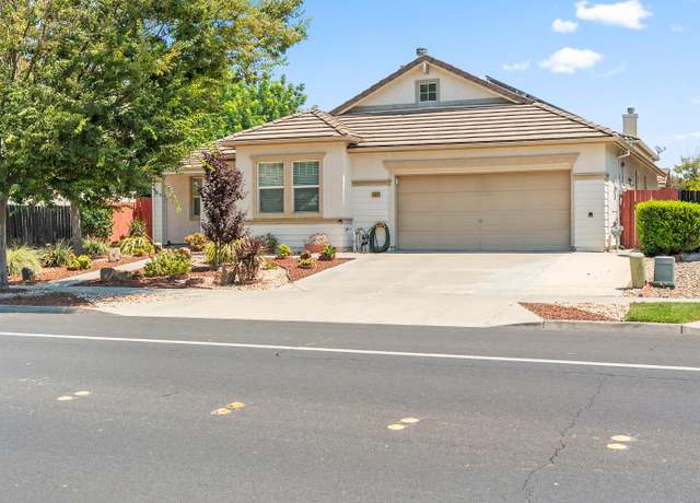 Property at 737 Farnham Ave, Woodland, CA 95776, 4 beds, 2 baths