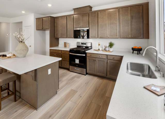 Property at 2142 Hunter Creek Dr, Lincoln, CA 95648, 4 beds, 2 baths