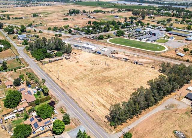 Property at 1596 Broadway St, Olivehurst, CA 95961
