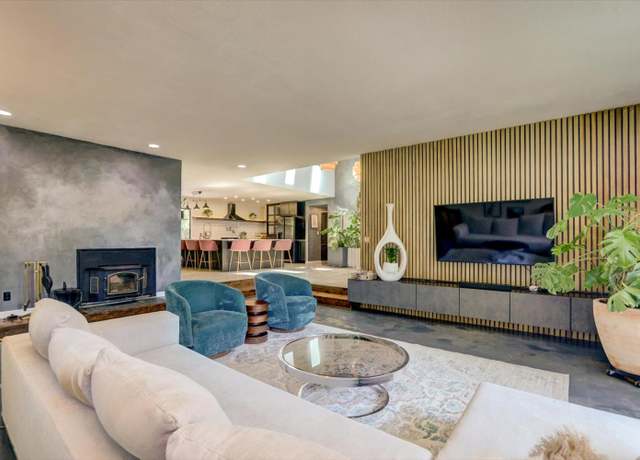 Property at 15734 Carrie Dr, Grass Valley, CA 95949, 4 beds, 3 baths