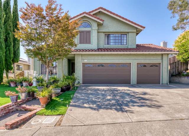 Property at 410 Newcastle Ct, Vallejo, CA 94591, 4 beds, 2.5 baths