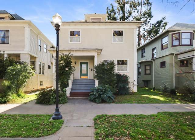 Property at 2322 I St, Sacramento, CA 95816, 4 beds, 2 baths