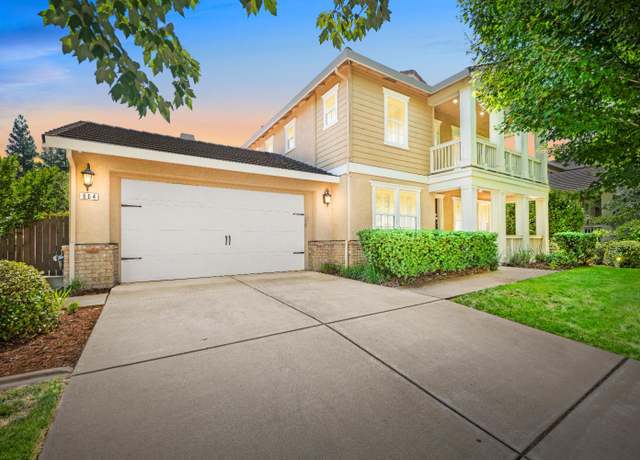 Property at 804 Baronial Ln, Rocklin, CA 95765, 4 beds, 4.5 baths