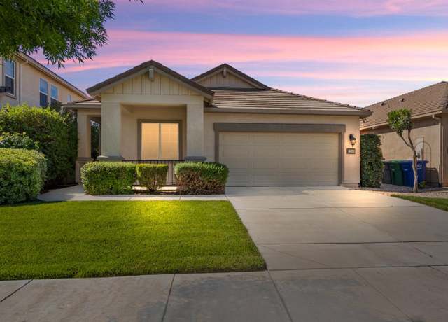 Property at 1149 Bellflower Way, Los Banos, CA 93635, 4 beds, 2 baths