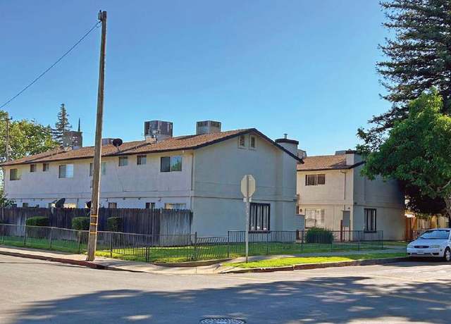 Property at 442 Eden St, Lodi, CA 95240, 4 beds, 1.5 baths