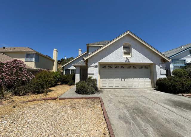 Property at 1466 Gateway Dr, Vallejo, CA 94589, 4 beds, 3 baths