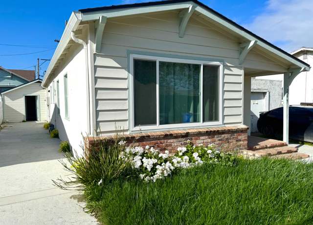 Property at 209 4th St, Isleton, CA 95641, 2 beds, 1 bath