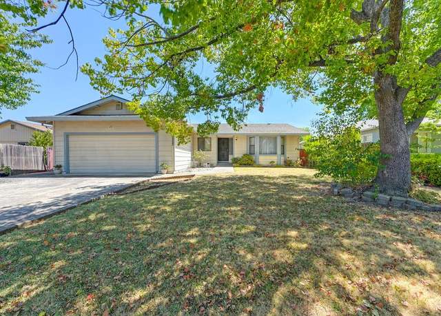 Property at 2534 49th Ave, Sacramento, CA 95822, 3 beds, 2 baths