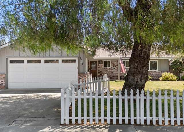 Property at 1212 Guiseppe Ln, Modesto, CA 95355, 3 beds, 2 baths