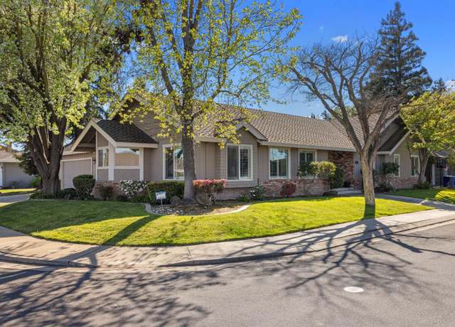 Property at 500 Cottonwood Dr, Modesto, CA 95356, 3 beds, 2.5 baths