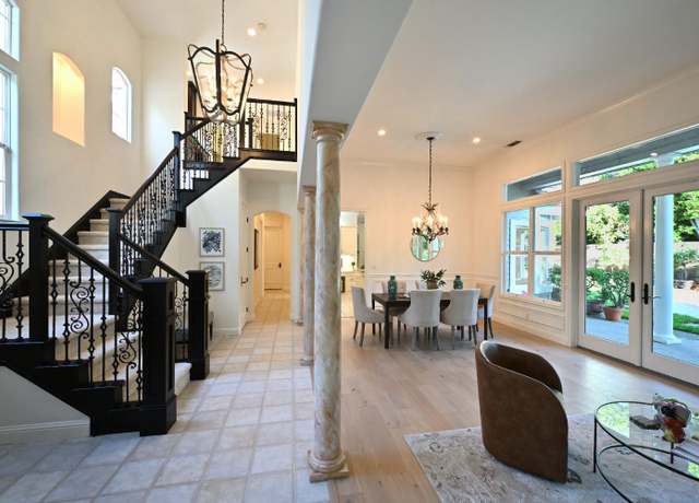 Property at 3309 La Playa Dr, Davis, CA 95618, 5 beds, 3 baths