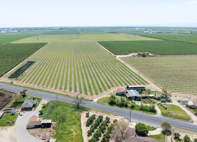Property at 22174 E Mariposa Rd, Escalon, CA 95320, 2 beds, 1 bath