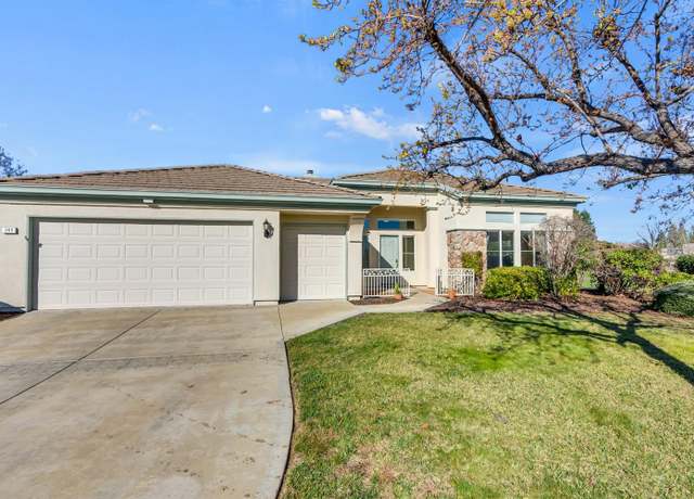 Property at 243 Honeygold Ln, Brentwood, CA 94513, 2 beds, 2.5 baths
