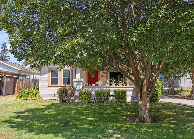 Property at 616 N Pleasant Ave, Lodi, CA 95240, 2 beds, 1.5 baths