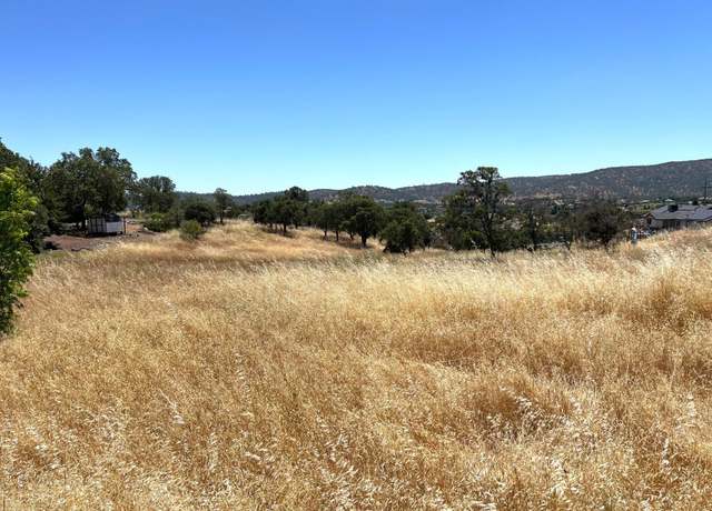 Property at 2820 Arrowhead St, Copperopolis, CA 95228