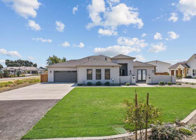 Property at 3071 Beltrami Ct, West Sacramento, CA 95691, 4 beds, 3 baths