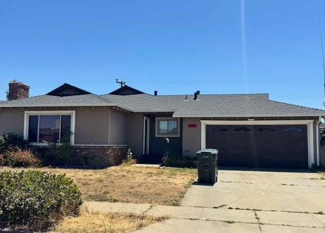 Property at 1666 Cambrian Dr, Salinas, CA 93906, 4 beds, 2 baths