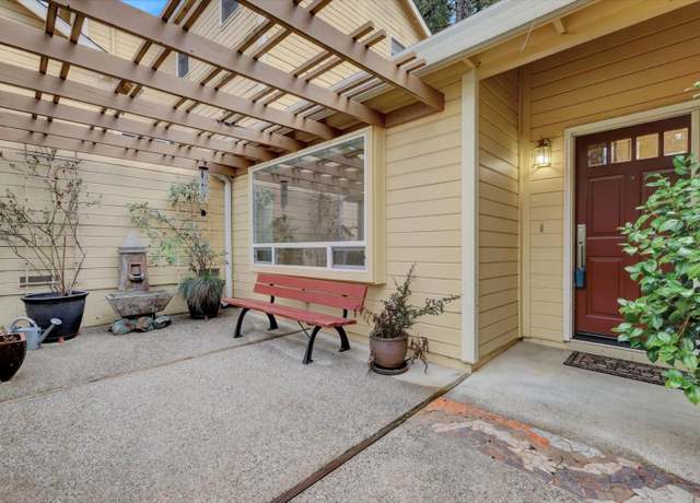 Property at 316 Bridge Way, Nevada City, CA 95959, 2 beds, 2.5 baths