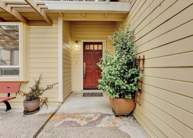 Property at 316 Bridge Way, Nevada City, CA 95959, 2 beds, 2.5 baths