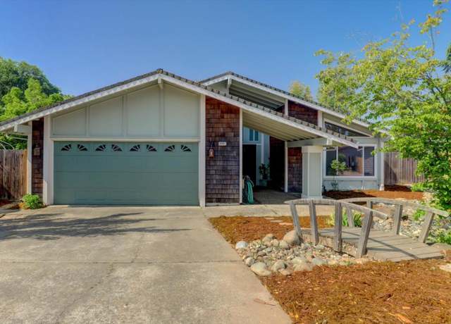 Property at 5501 Chamise Ct, Orangevale, CA 95662, 3 beds, 2 baths
