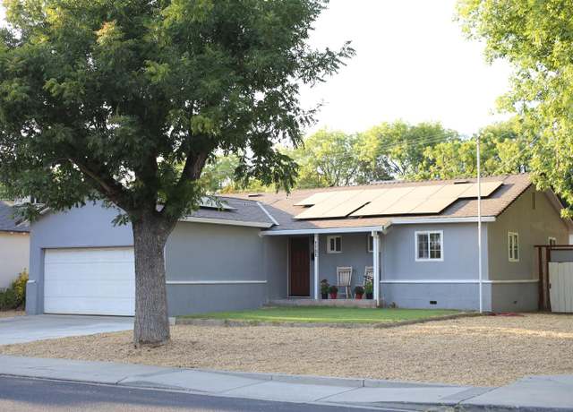Property at 1701 Scott Ave, Modesto, CA 95350, 3 beds, 2 baths