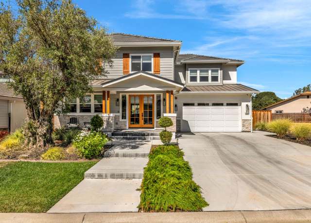 Property at 4020 Della Ct, Rocklin, CA 95650, 4 beds, 2.5 baths